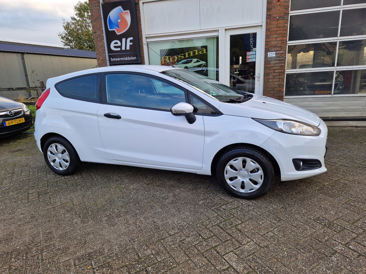 Ford Fiesta - 1.2-16V ''Style Edition! '' Radio Cd - Apk 22-10-2027 !!! - AutoWereld.nl