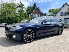BMW 5-serie Touring - 520d High Exe Aut Trekh Ecc Nav Xenon Isofix NW APK Weinig KM