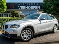 BMW X1 - SDrive18i - AUTOMAAT - NAVIGATIE - TREKHAAK - LEDER - CRUISE / CLIMATE - MEMORY SEATS - PD