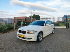 BMW 1-serie - 118i Sport CarPlay Apk Nap
