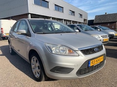 Ford Focus - 1.6 Comfort 2010 € 2.450.- AIRCO , ZO MEE MET 1 JR. APK