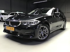 BMW 3-serie Touring - 330e Business Edition Plus I 293PK I Camera I Trekhaak I Ambiente I Full Led I Stoel & Stu