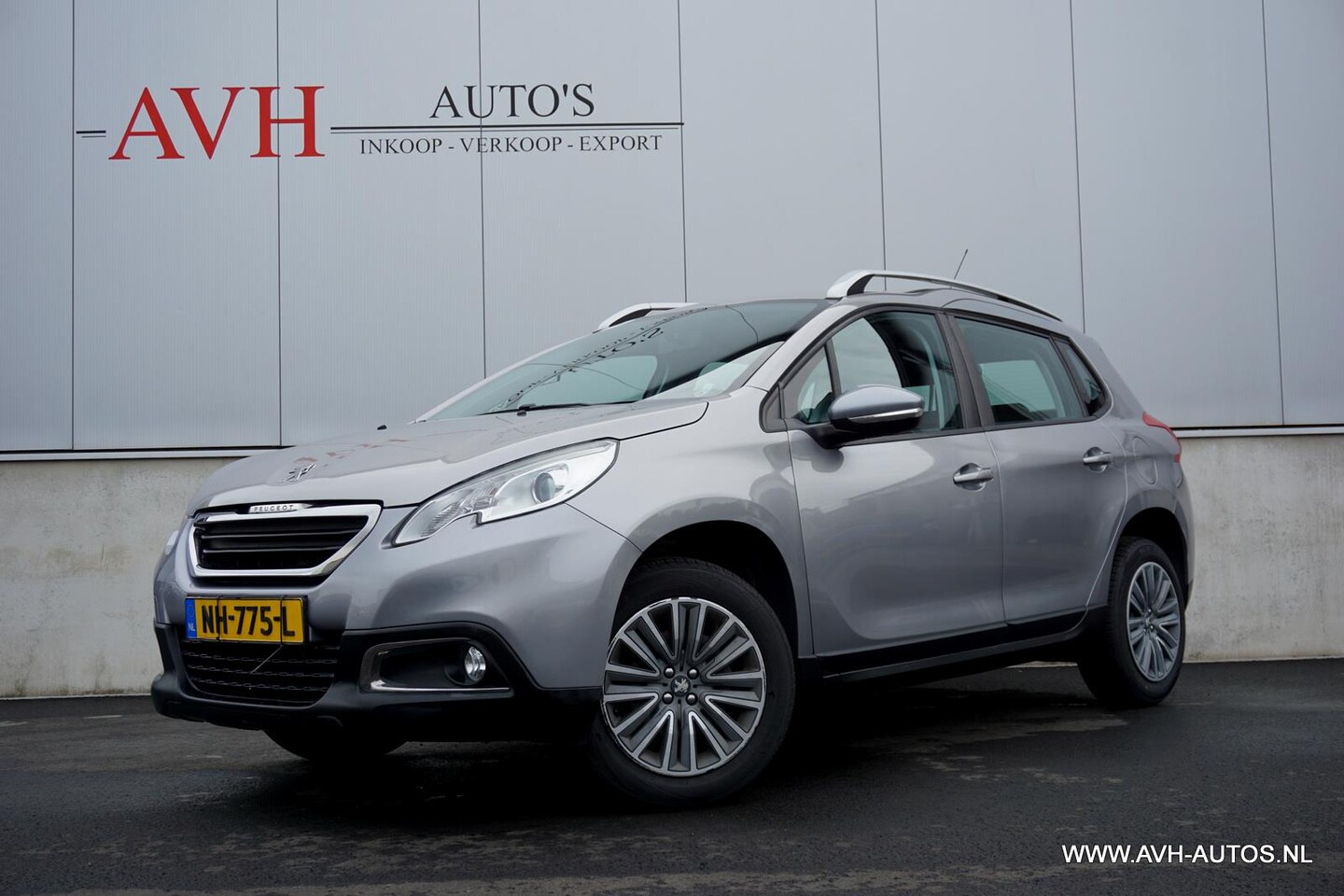 Peugeot 2008 - 1.2 PureTech Style 1.2 PureTech Style - AutoWereld.nl