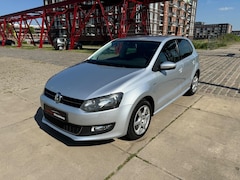 Volkswagen Polo - Polo 1.2 HighLine LIFE Cruise|PDC|CLIMA|Stoelverw NWE KETTING