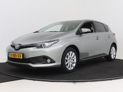 Toyota Auris - 1.8 Hybrid Dynamic Ultimate Limited