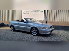 Volvo C70 Convertible - 2.0 T Tourer Black incl rijklaarmaak kosten en garantie