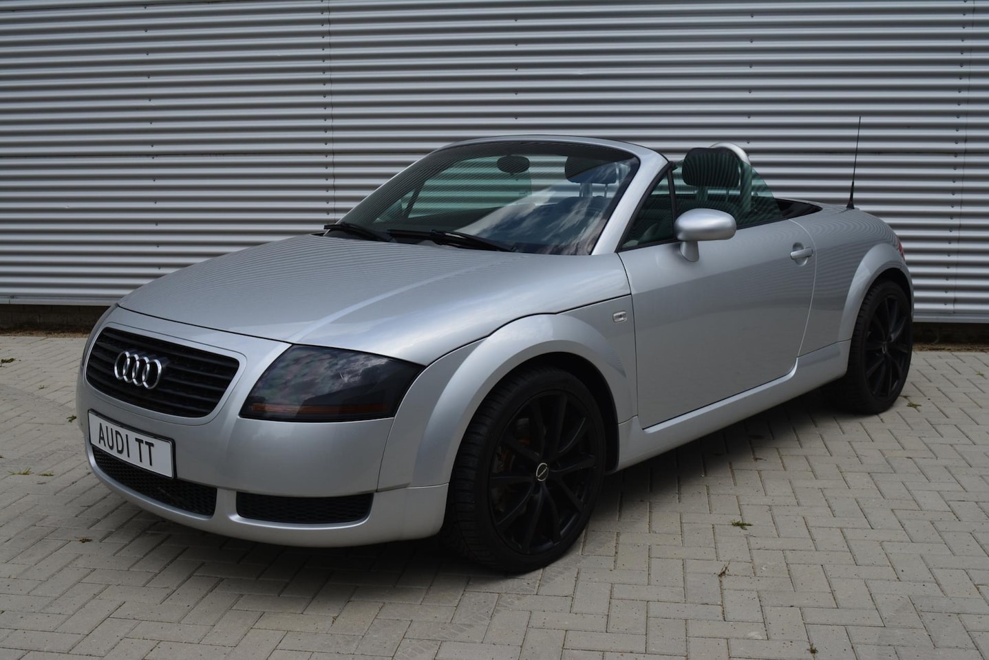 Audi TT Roadster - 1.8 5V Turbo | Airco | Leder | Elektr. Kap | Stoelverwarming. - AutoWereld.nl