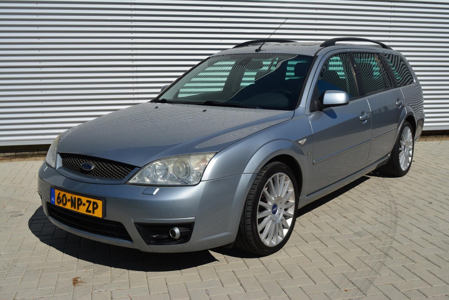 Ford Mondeo Wagon - 2.5 V6 Sport | Automaat | Navi | Leder | Xenon | Schuifdak. - AutoWereld.nl