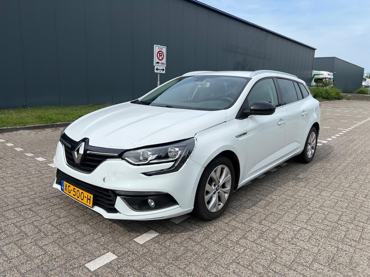 Renault Mégane Estate - 1.3 TCe Limited Lichte schade - AutoWereld.nl
