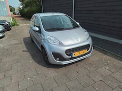 Peugeot 107 - 1.0 Active Zeer lux.s Zeer lux, s