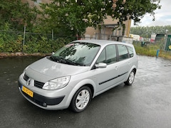 Renault Grand Scénic - 1.6-16V Expression Luxe EN JA ZEKER 7 PERSONEN UITVOERING