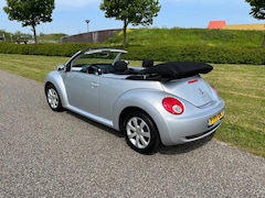 Volkswagen New Beetle Cabriolet - 2.0 Trendline