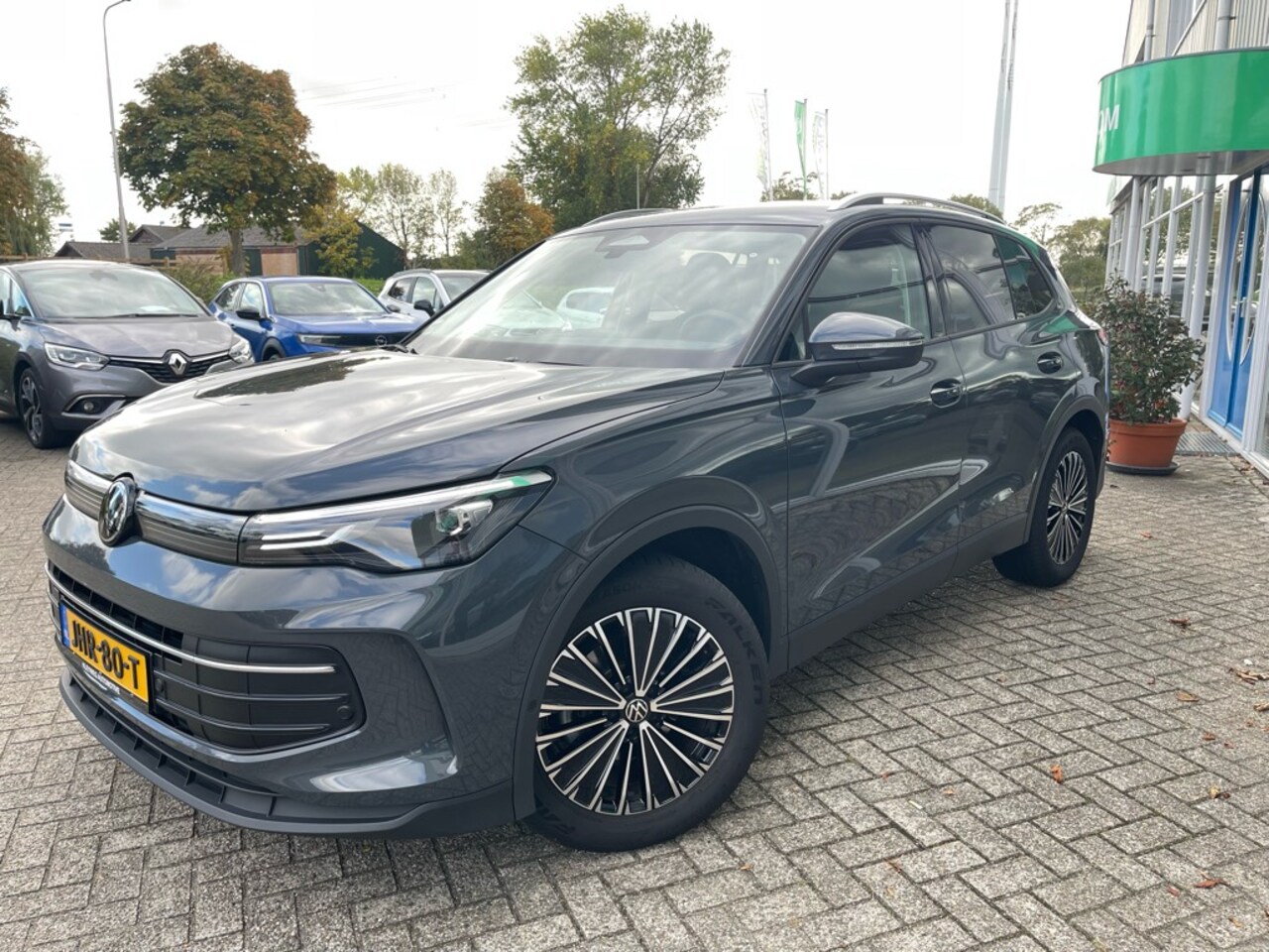 Volkswagen Tiguan - Tiguan 1.5 eTSI Life, Nav, Carplay, Stoelverw, Camera - AutoWereld.nl