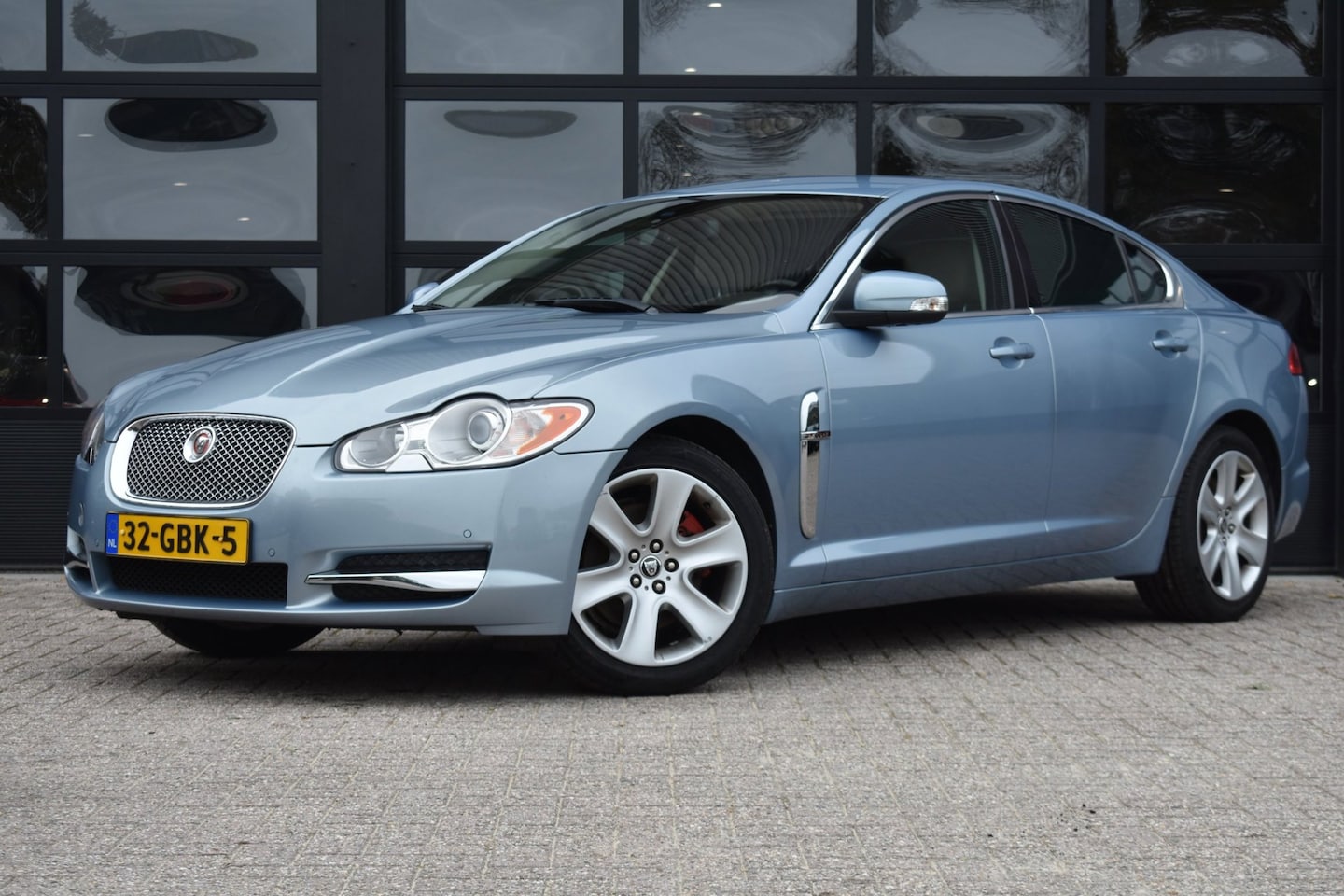 Jaguar XF - 3.0 V6 Luxury '08 Automaat bak defect!!! - AutoWereld.nl