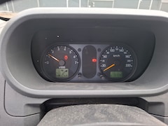 Ford Fusion - 1.4-16V Trend
