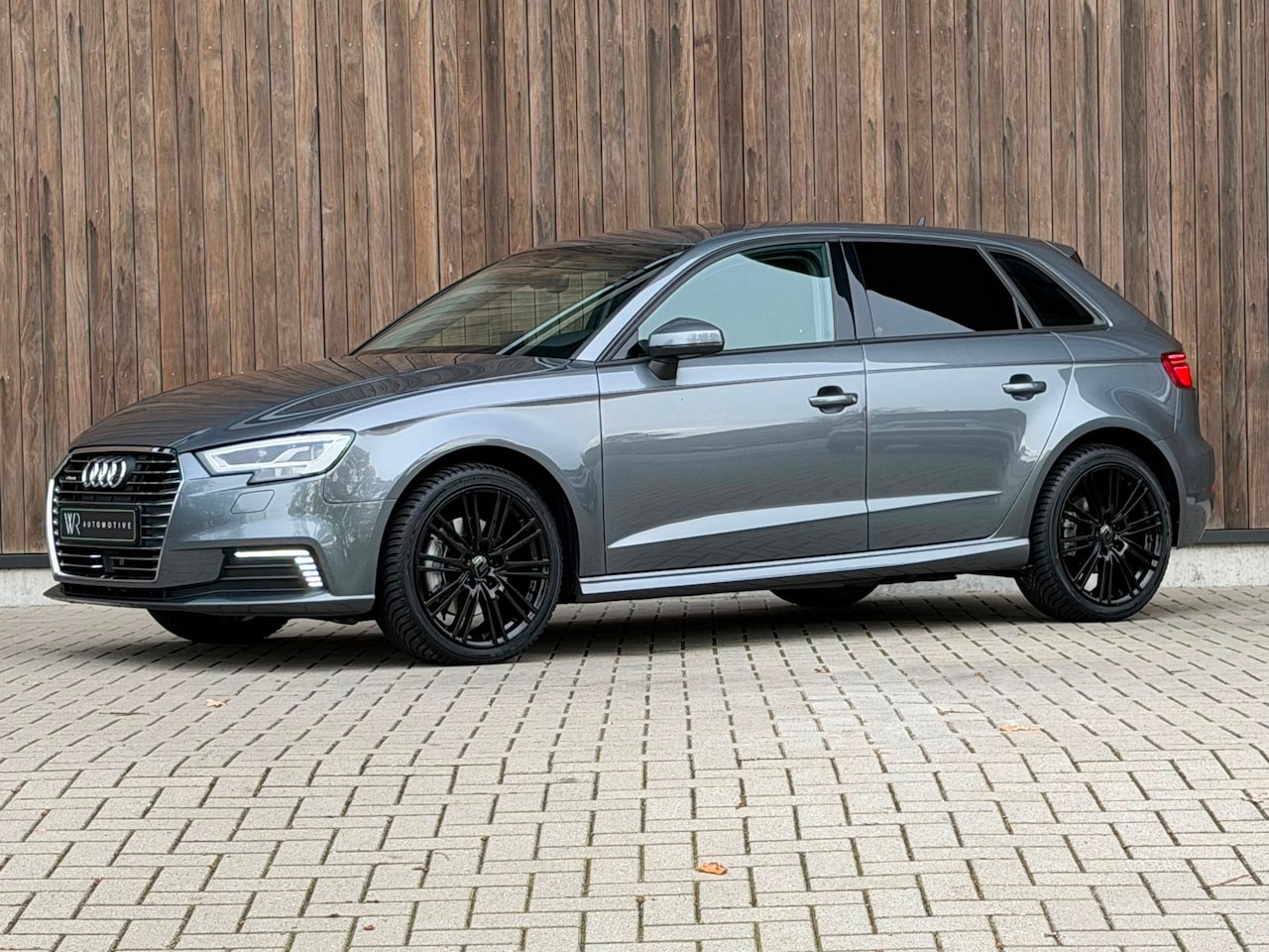 Audi A3 Sportback - 40 e-tron Advance Sport / Keyless / 97% SOH / 18’ / - AutoWereld.nl