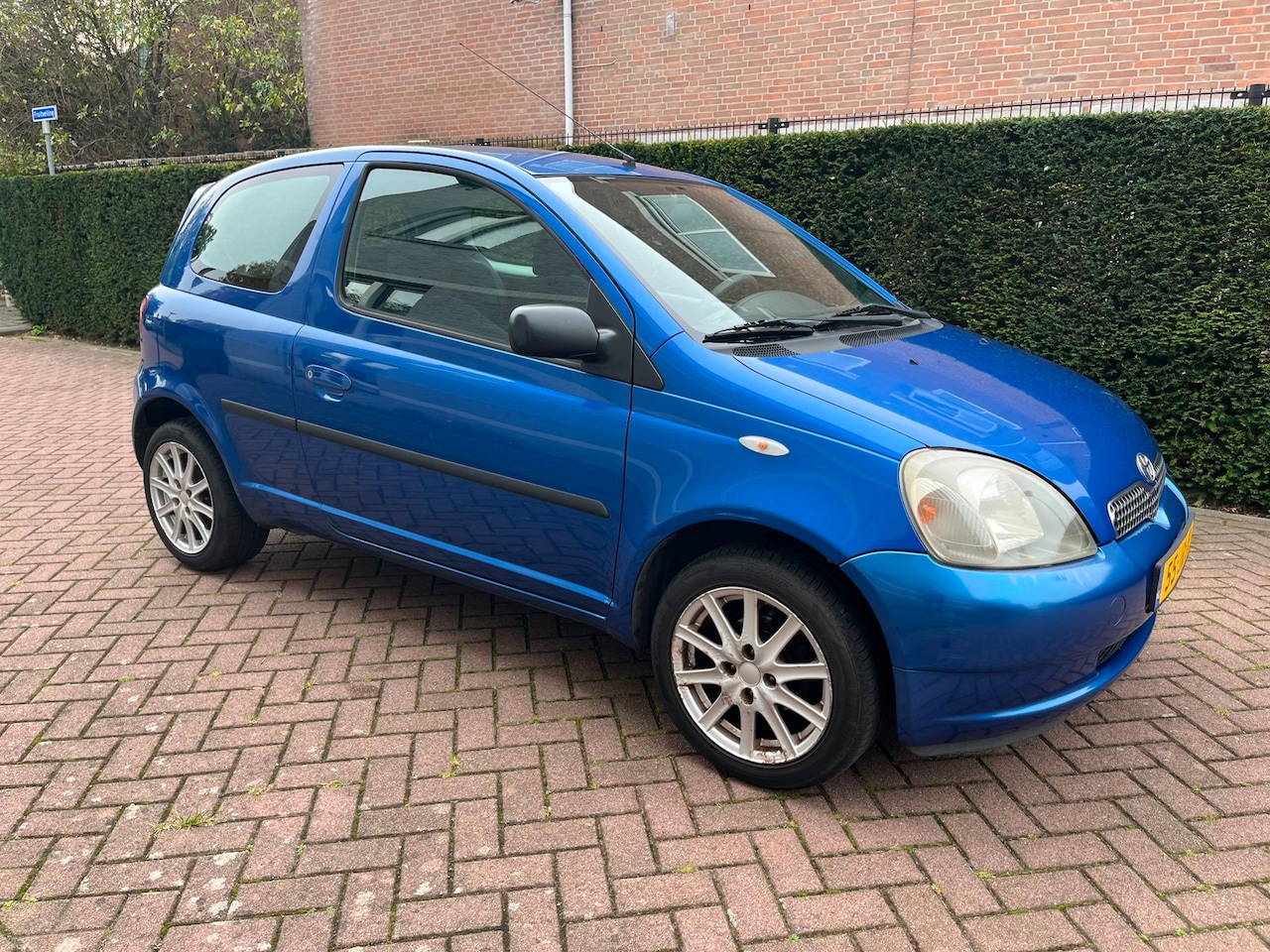 Toyota Yaris - 1.0-16V VVT-i Sol 1.0-16V VVT-i Sol - AutoWereld.nl
