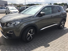 Peugeot 3008 - 1.2 PureTech Crossway EXPORT