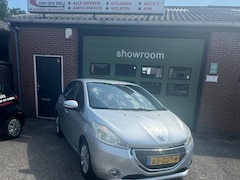 Peugeot 208 - 1.2 VTi Blue NIEUWE DISTRIBUTIERIEM