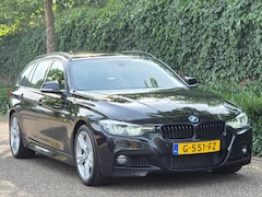 BMW 3-serie Touring - M Sport INCL BTW Apple CarPlay Trekhaak Zwart LED Evo GR Navi 2e eigenaar Breedset M Velge
