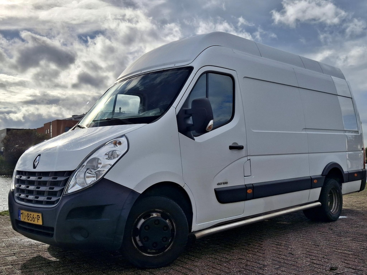 Renault Master - T35 2.3 dCi L3H3 DL | APK 12 maand | SUPER RUIME BUS | - AutoWereld.nl
