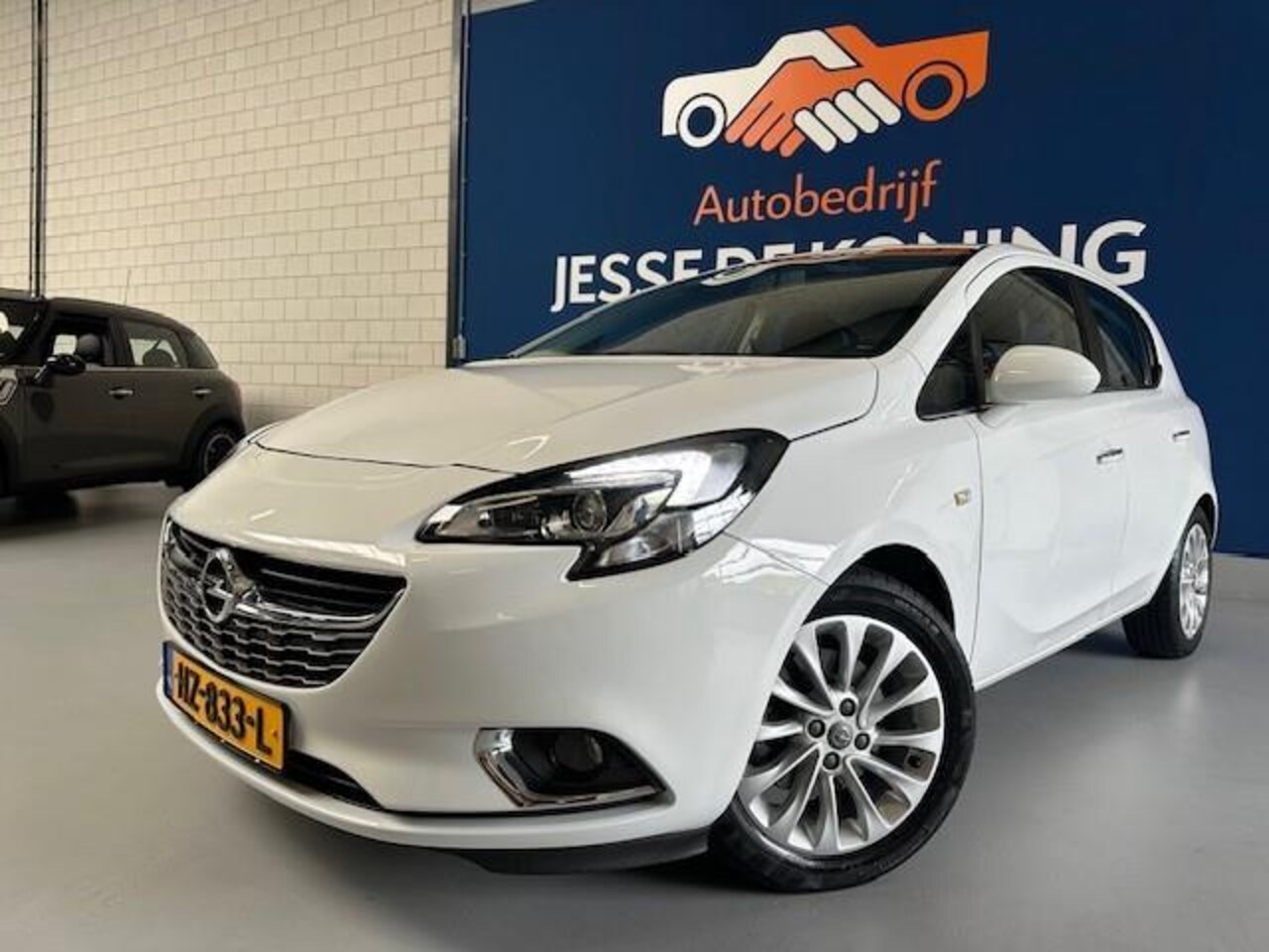 Opel Corsa - 1.0 Turbo Cosmo/116 PK/bj.2015/kleur:wit/5 deurs/half leder/6 versnellingen/climate/etc NA - AutoWereld.nl