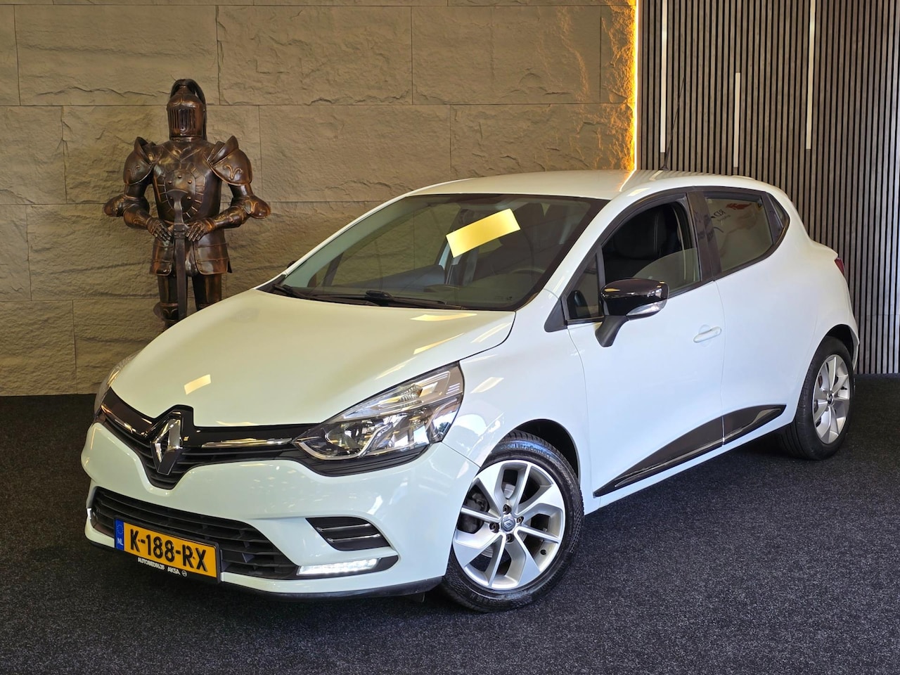 Renault Clio - 1.2 TCe Zen|AUTOMAAT|GARANTIE|NAVI|CRUISE|BLUETOOTH|AIRCO - AutoWereld.nl