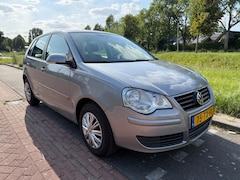 Volkswagen Polo - 1.4-16V Optive / 1Ste Eig / 5-Deurs / Airco / NL AUTO / N.A.P. / Leuke auto