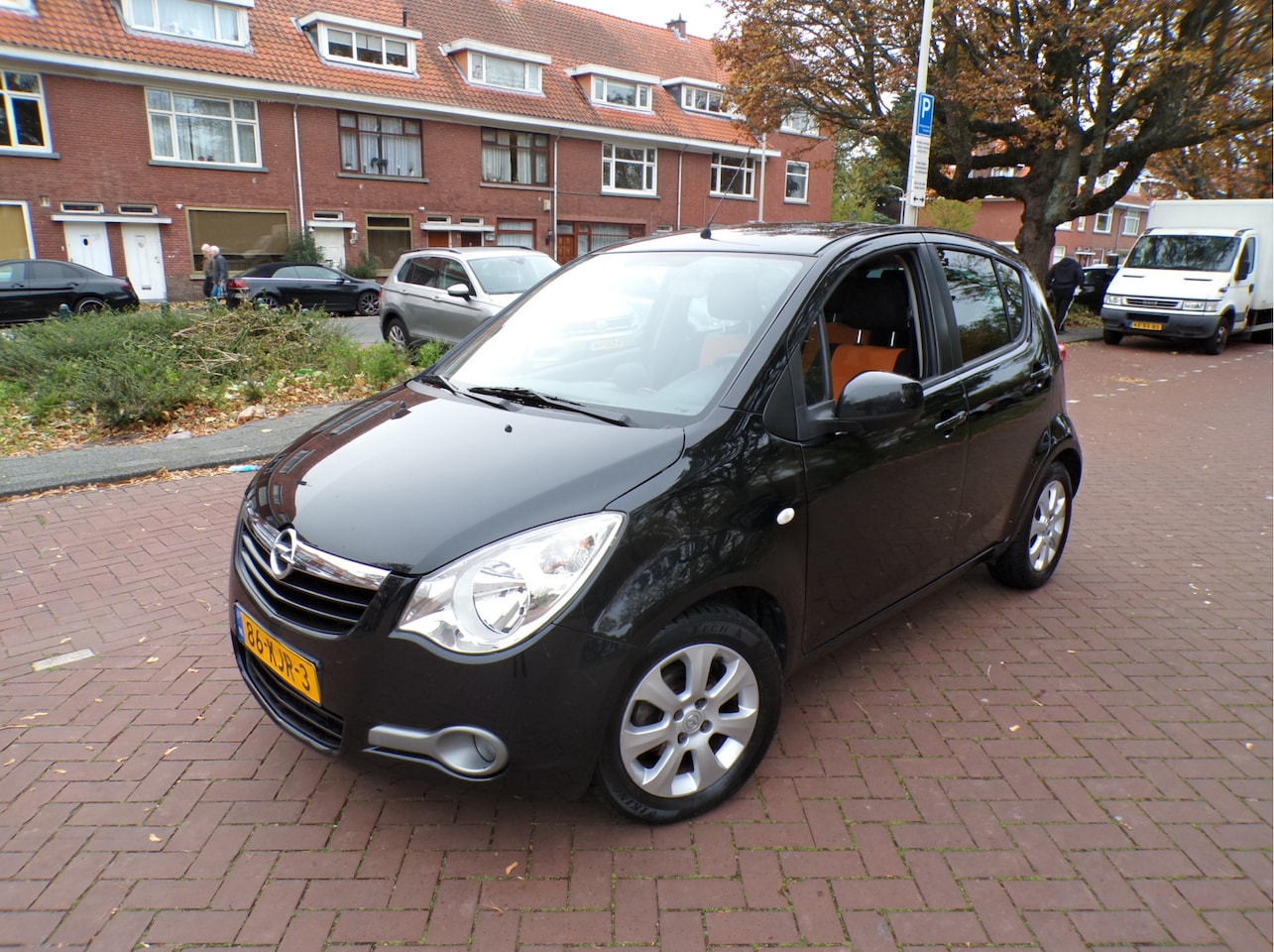 Opel Agila - 1.2 Enjoy RIJDT EN SCHAKELT GOED........ - AutoWereld.nl