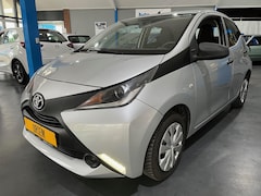 Toyota Aygo - 1.0 VVT-i x-now