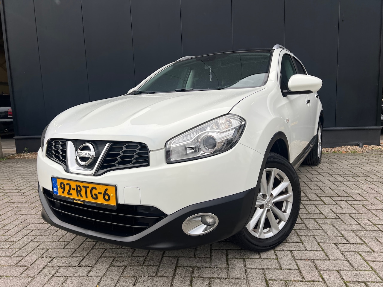Nissan Qashqai - 1.6 Connect '11 Panodak/Lmv/Trekh/ZrMooi - AutoWereld.nl