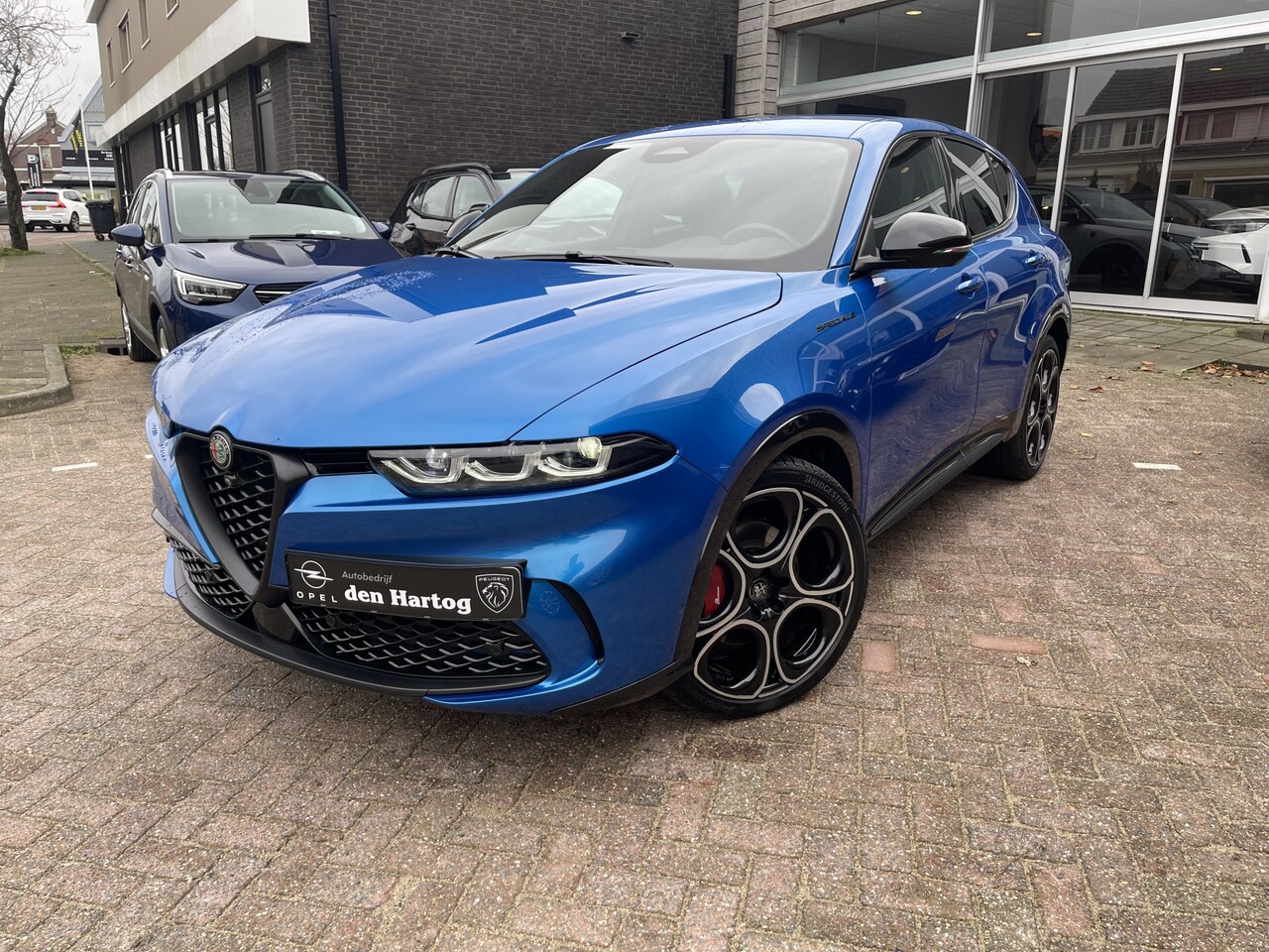 Alfa Romeo Tonale - 1.5T Hybrid Edizione Speciale ECC/Electrische achterklep/360 camera. - AutoWereld.nl