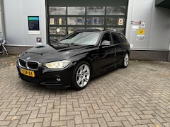 BMW 3-serie Touring - 320i High Executive
