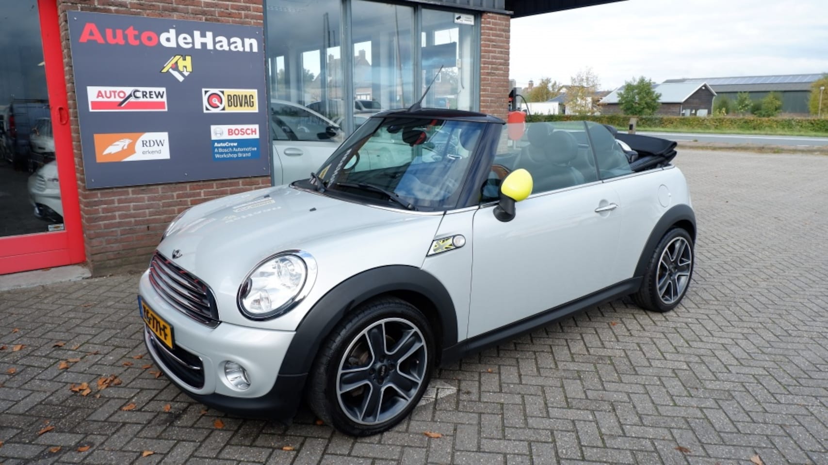 MINI Cabrio - Mini 1.6 Cooper Chili Leer/Xenon/Clima/17"/Cruise/Stoelv. - AutoWereld.nl