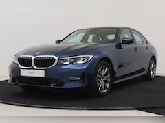 BMW 3-serie - 320i Automaat / Sportstoelen / LED / Cruise Control / Airconditioning / Live Cockpit Profe