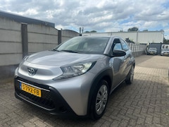 Toyota Aygo X - 1.0 VVT-i MT Play AIRCO/ CRUISE/ INCLUSIEF BTW