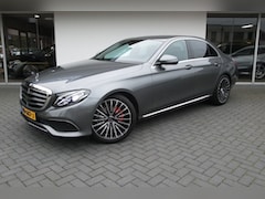 Mercedes-Benz E-klasse - 220 d Ambition / Camera / Dodehoek/ Distronic / Widescreen/ Stoelverwarming