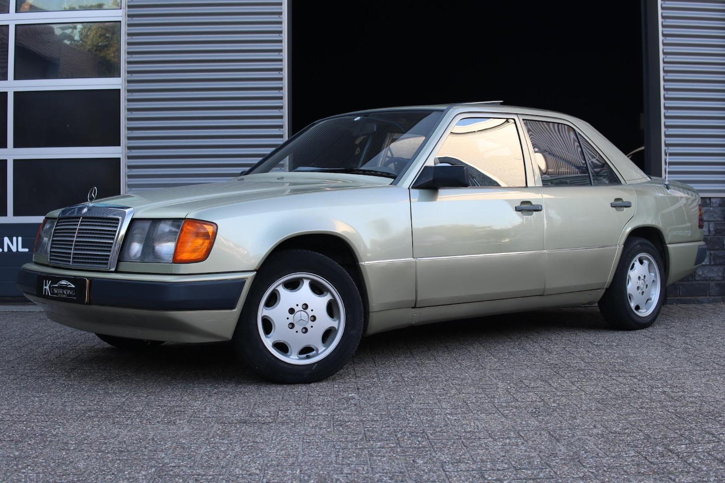 Mercedes-Benz 280 - 200-280 (W124) 200 D 1986|Pano|facelift|apk |Hard - AutoWereld.nl