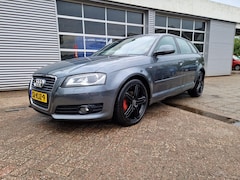 Audi A3 Sportback - 1.4 TFSI S-edition ( AUTOMAAT)