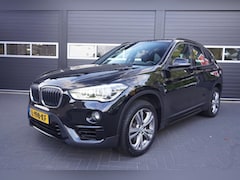 BMW X1 - SDrive20i Aut/Airco/Navi/CC