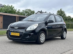 Hyundai i20 - 1.2i Business Edition 5DR*Airco*30-09-2027 APK*Elektrische ramen