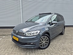 Volkswagen Touran - 1.5 TSI 7p Autom, Panorama, airco, adap cruise, nav/camera, wegkl. trekhaak, stoelverwarmi