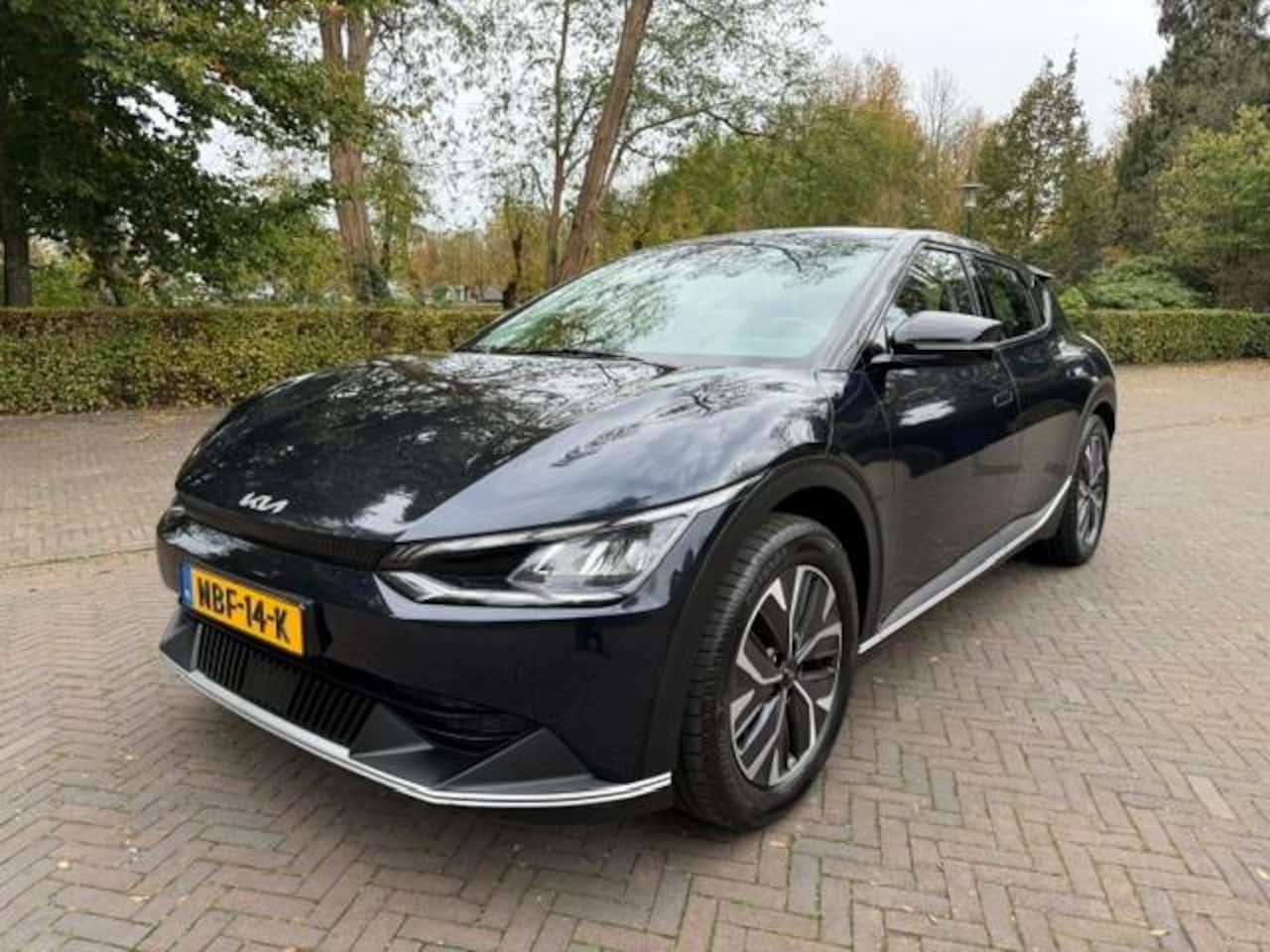 Kia EV6 - Air 77.4kWh SOH100% Warmtepomp/Acarplay/Camera/Fabrieksgarantie - AutoWereld.nl