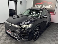 Volkswagen Tiguan - 1.5 eTSI R-line Edition Pano