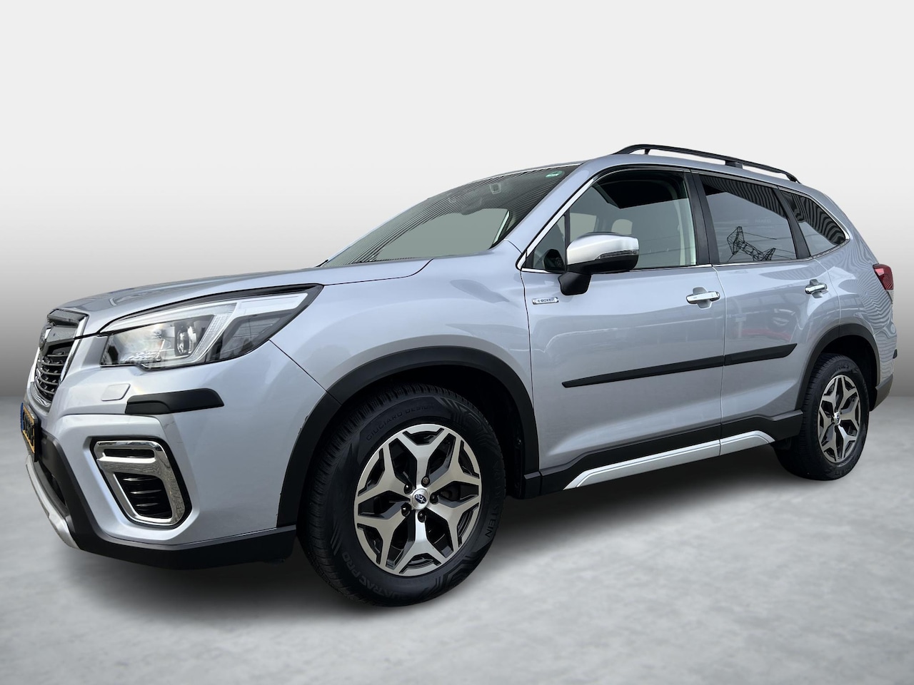 Subaru Forester - 2.0i e-BOXER Premium Automaat | Trekhaak | All Season Banden | Apple Carplay & Android Aut - AutoWereld.nl