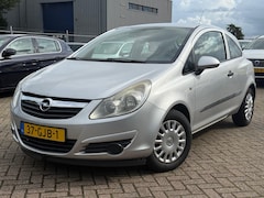 Opel Corsa - 1.2-16V Essentia