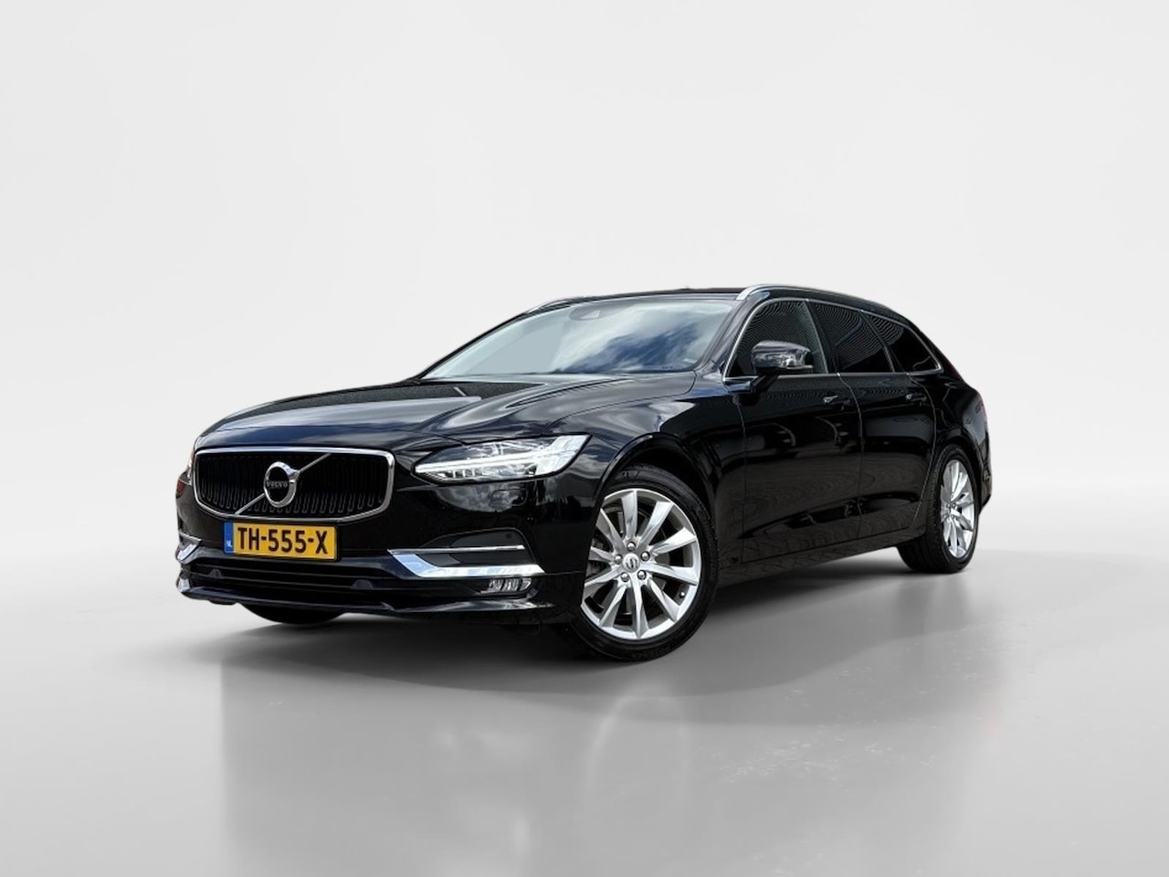 Volvo V90 - 2.0 T4 Momentum Automaat - AutoWereld.nl