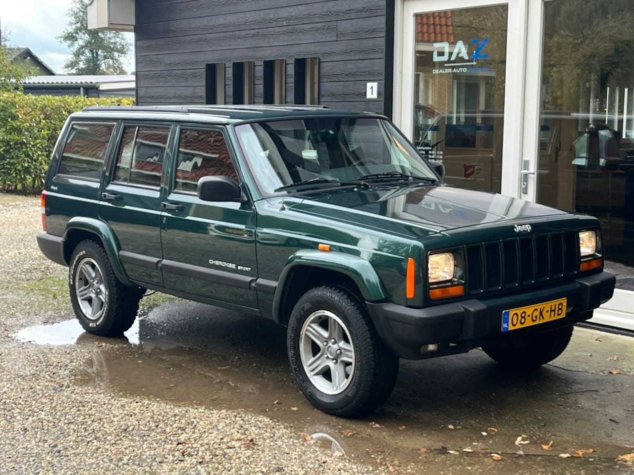 Jeep Cherokee - 4.0i 60th Anniversary Aut/Airco/Leer/Cruise/Youngtimer! - AutoWereld.nl