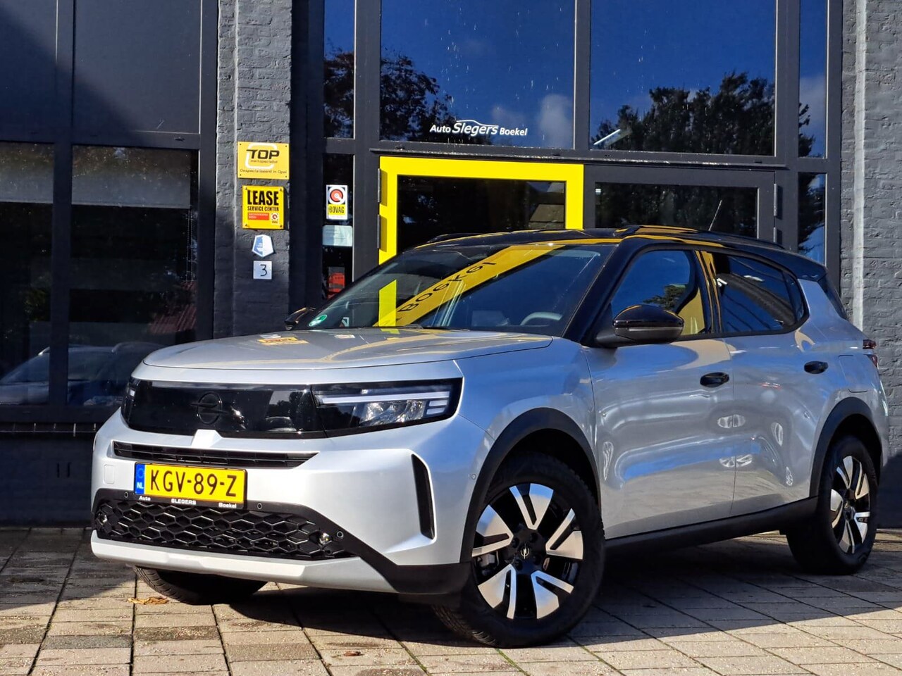 Opel Frontera - 1.2 Turbo Hybrid GS | Trekhaak | Stoelv + Stuurv | Camera + Sens | BT Apple Carplay | BT A - AutoWereld.nl