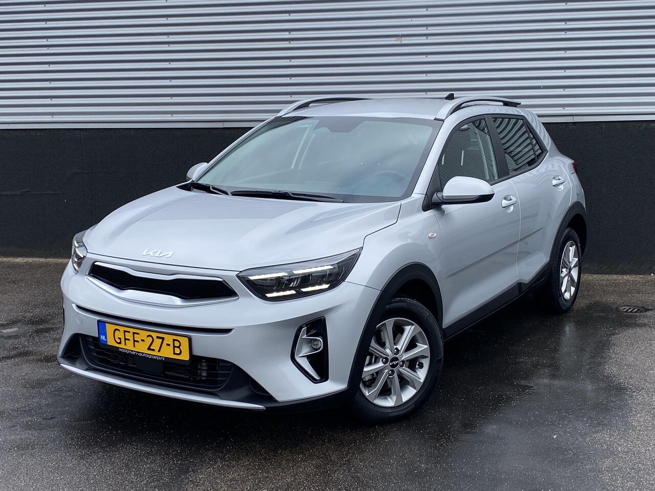 Kia Stonic - 1.0 T-GDi MHEV DynamicLine Carplay Navigatie, Achteruitrijcamera, Cruise control, Airco, 1 - AutoWereld.nl